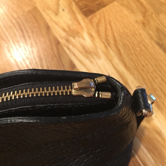 Burberry Pebbled Leather Crossbody - Picture 8 of 8